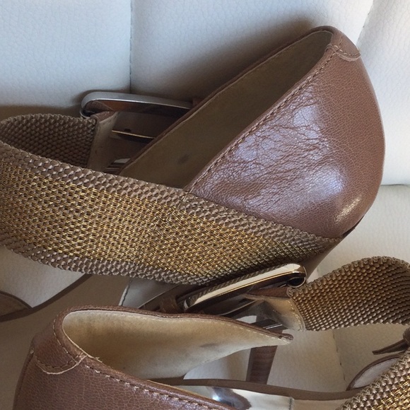 EUC Michael Kors 8M Tan with Gold and Silver Leather Upper Shoes Heels - Picture 11 of 16